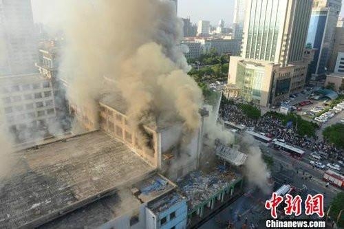 疫情下的兰州大火，城市如何应对突如其来的灾难？