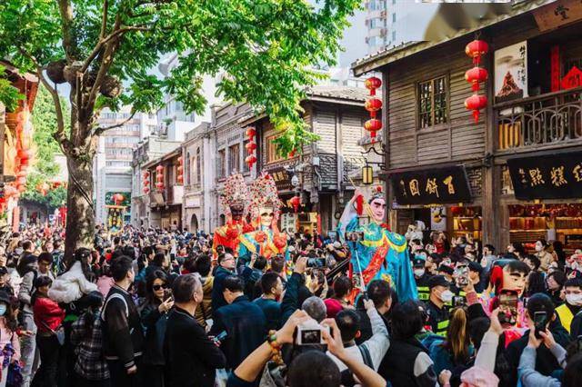 福州春节假期，传统文化与现代消费激情碰撞