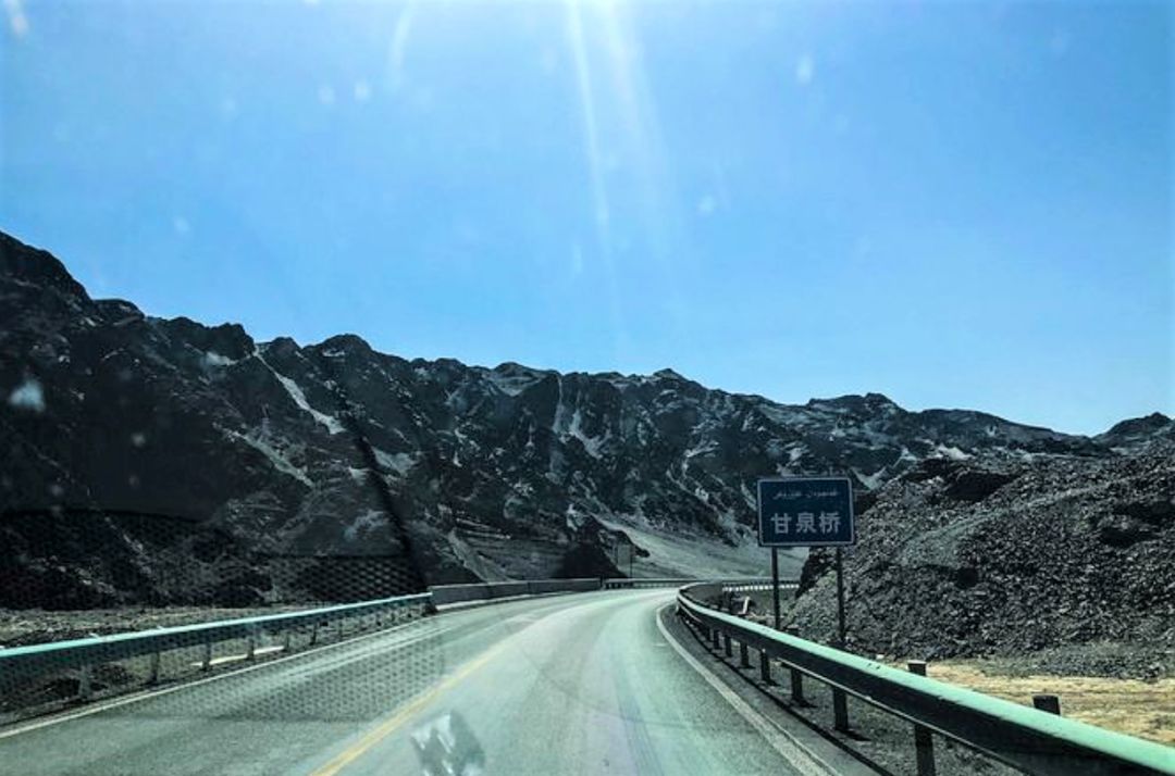 重庆至乌鲁木齐，跨越千山万水的旅程