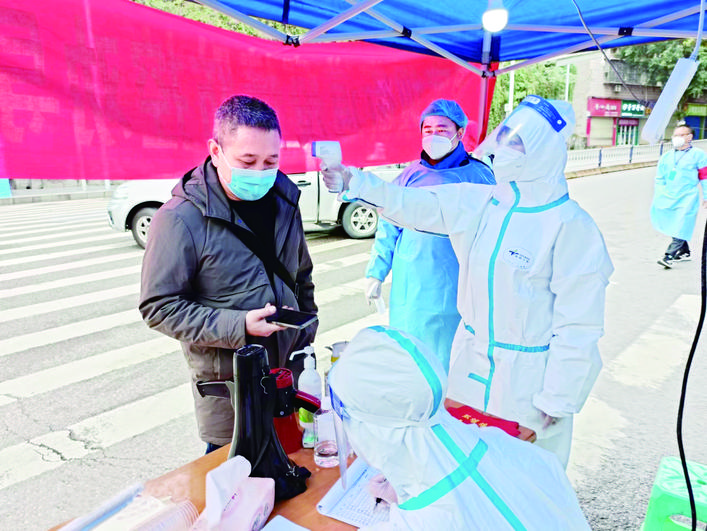 关键时刻的生命线，重庆市疫情指挥部电话