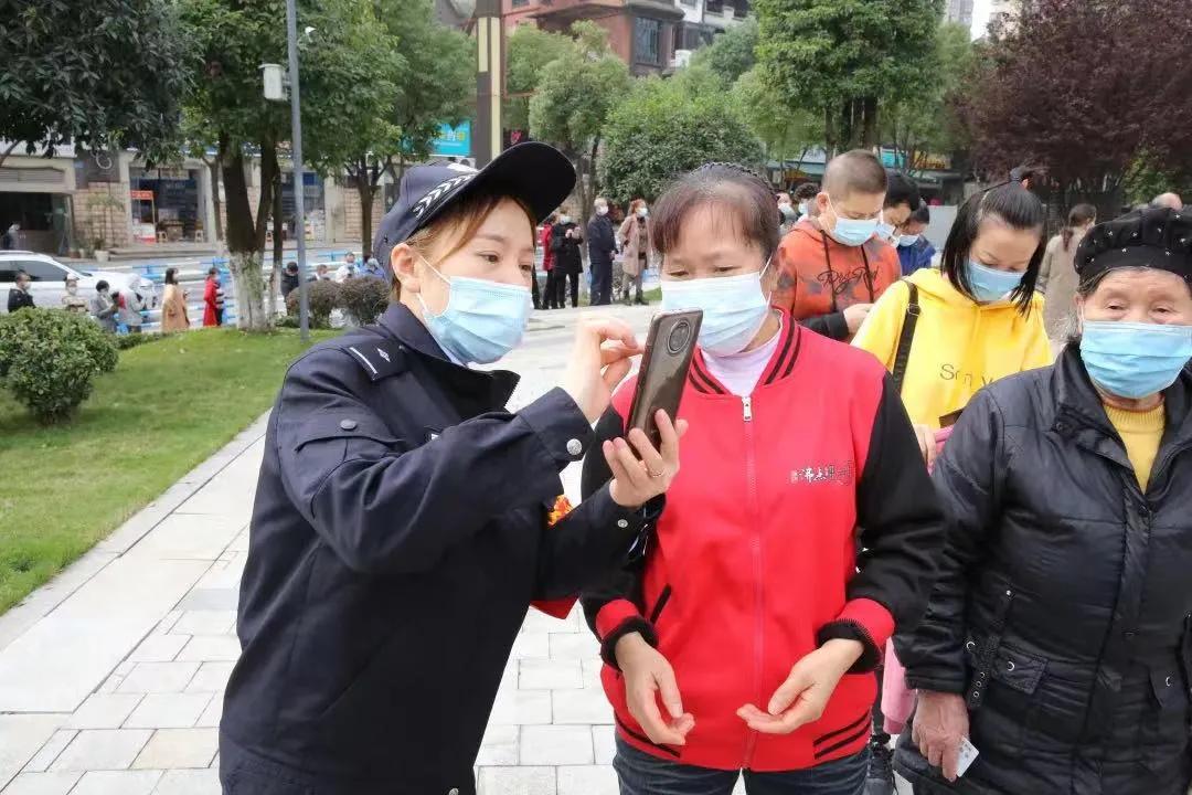 重庆地区疫情等级动态分析与防控策略