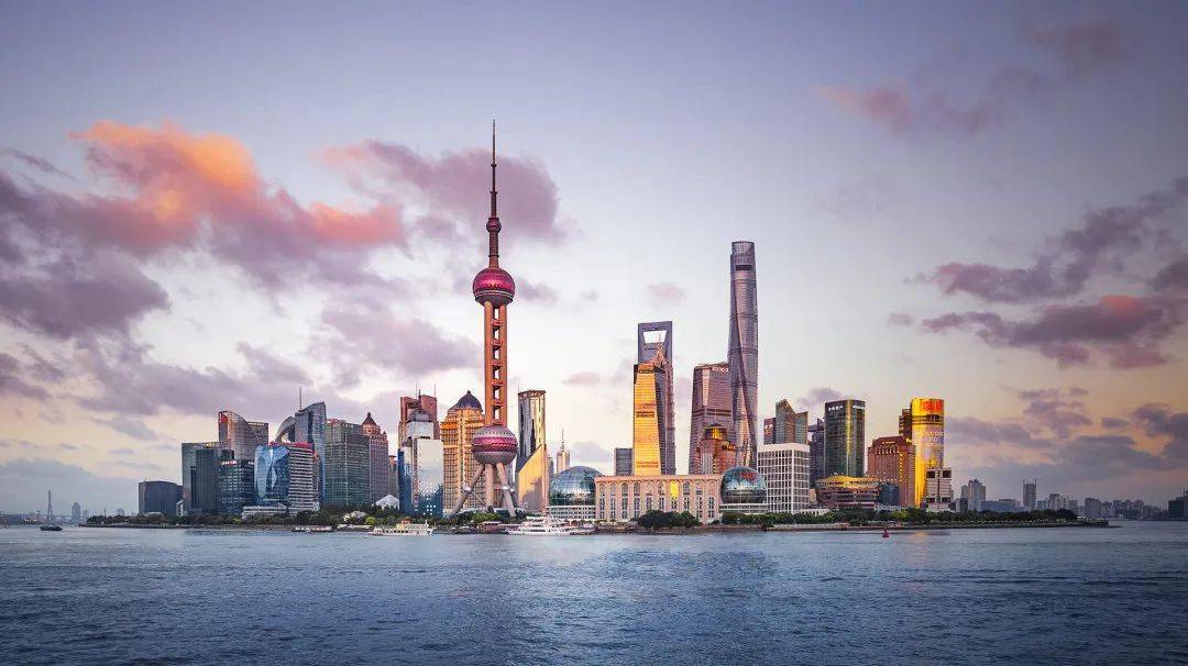 上海与杭州，疫情下的城市应对与复苏之路