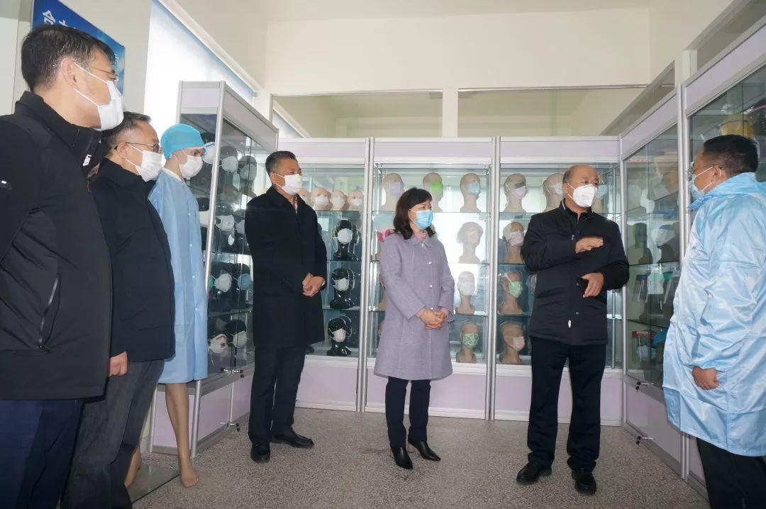 上海疫情防控政策调整对青岛的启示与挑战