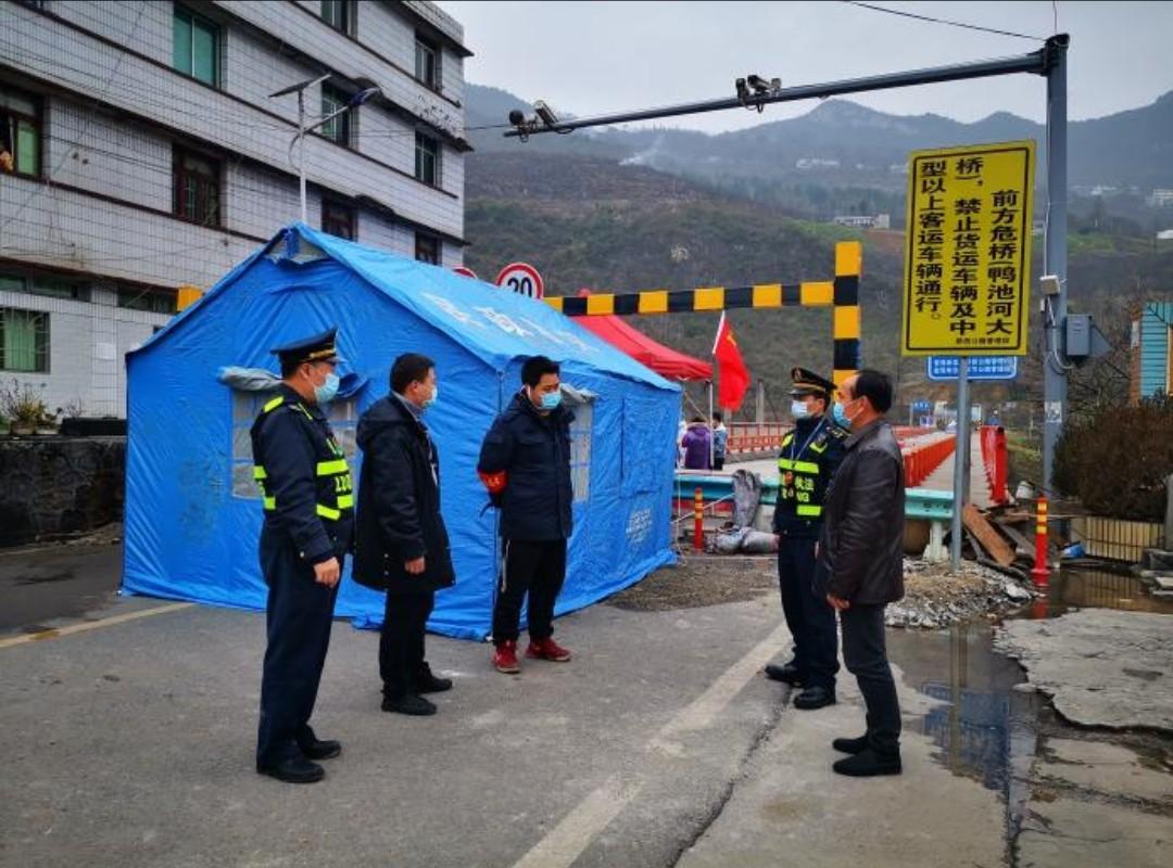 上海与贵阳，城市间疫情挑战与应对策略