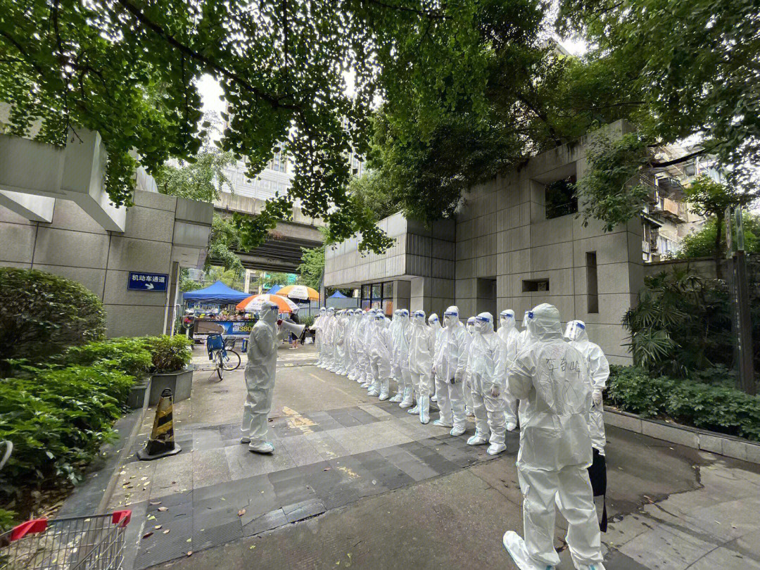 四川成都，疫情下的挑战与韧性