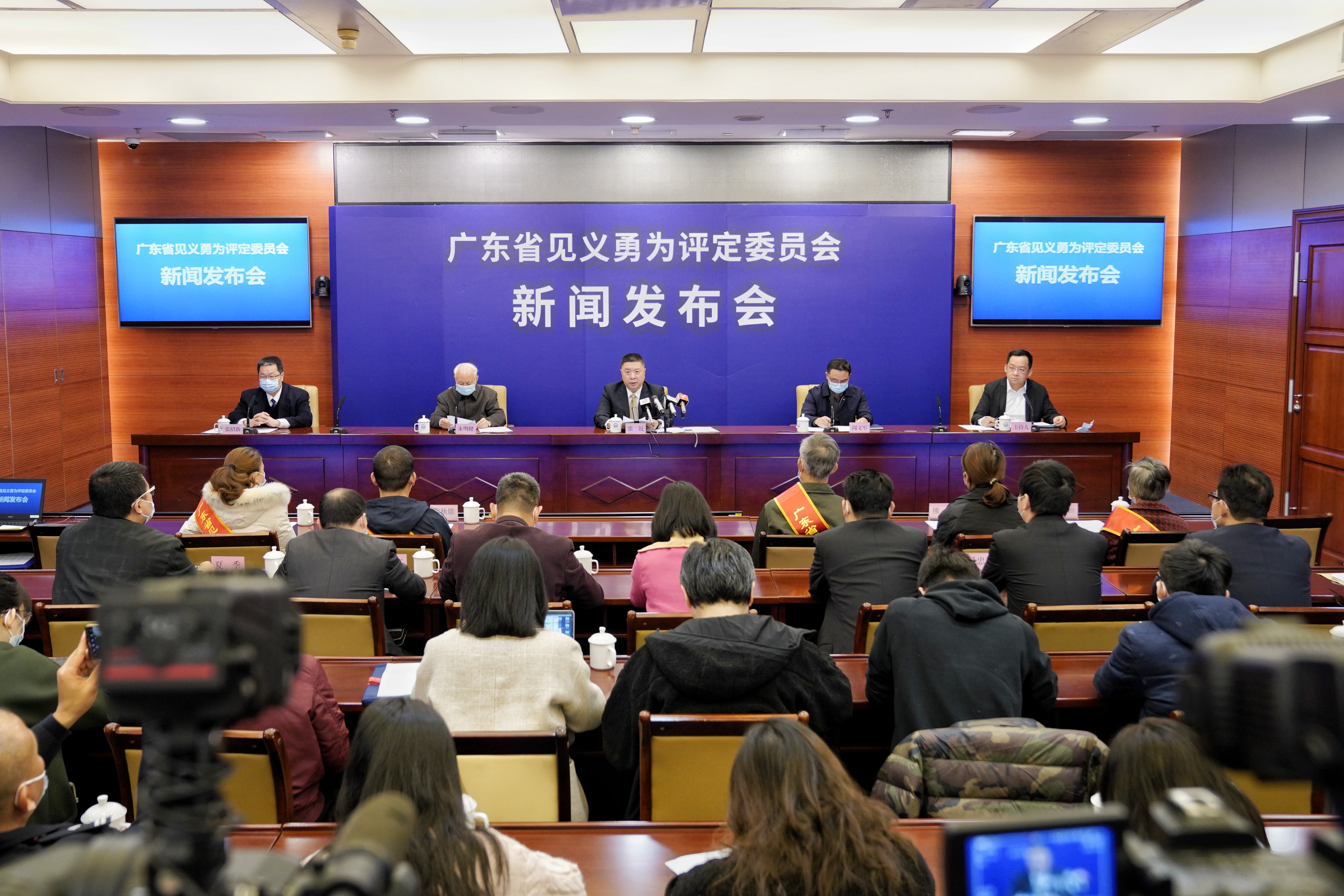 广东科学精准防控保障经济社会稳定发展