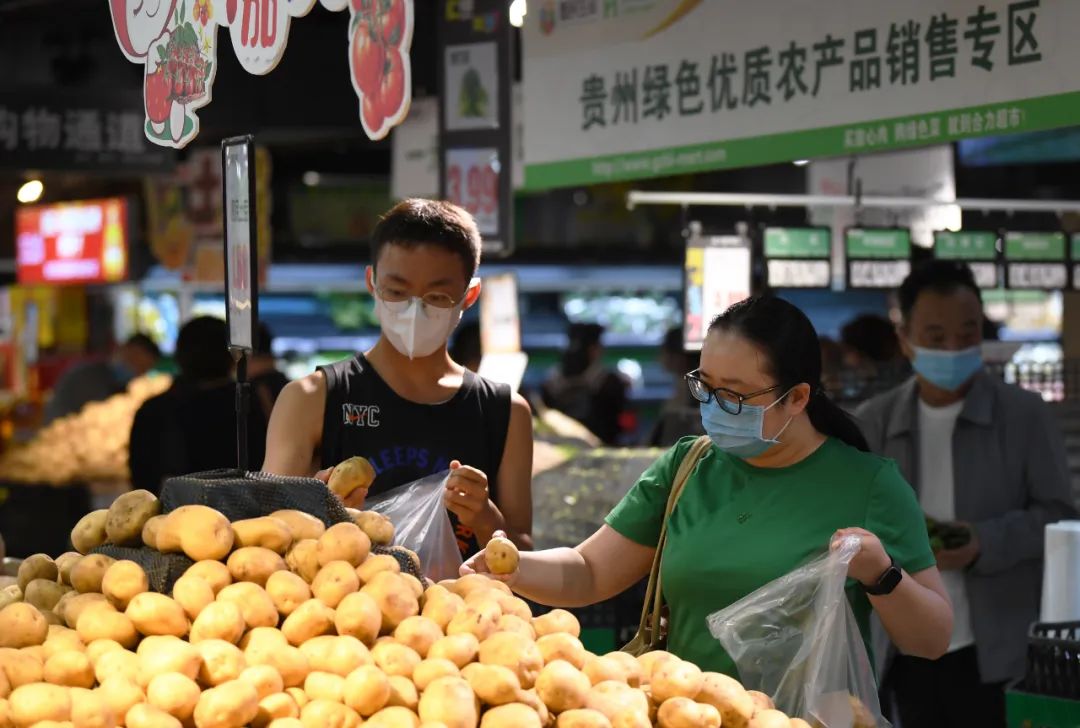 贵阳市疫情防控成效显著，经济社会稳步复苏