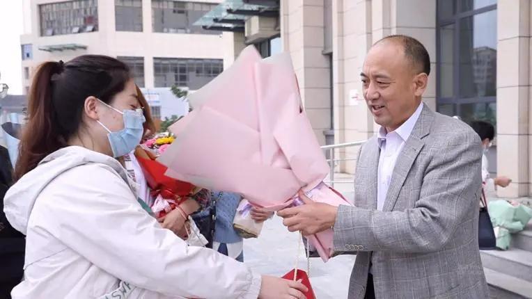 甘肃省疫情防控成效显著，经济复苏稳步前行