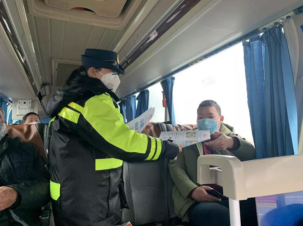 上海与南昌，双城记下的疫情防控与经济复苏